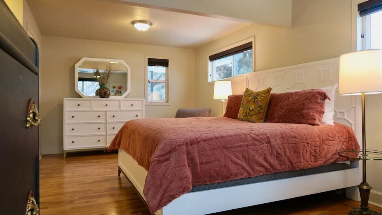 Photo of Bedroom in Tri-Cities