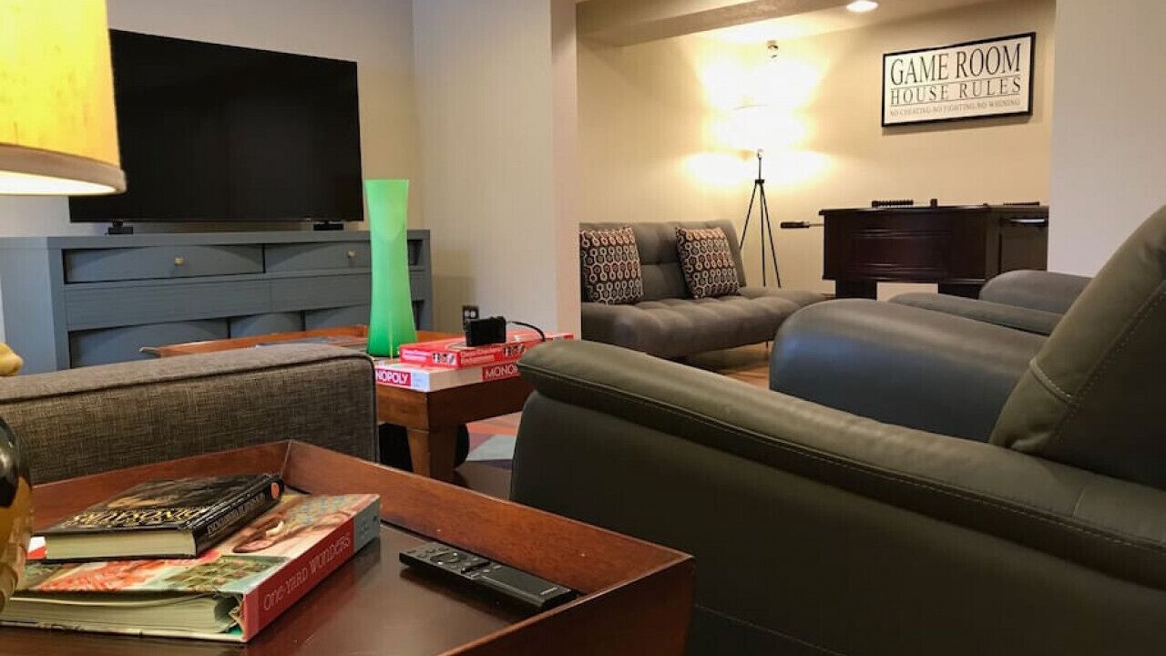 Photo of Livingroom in Tri-Cities