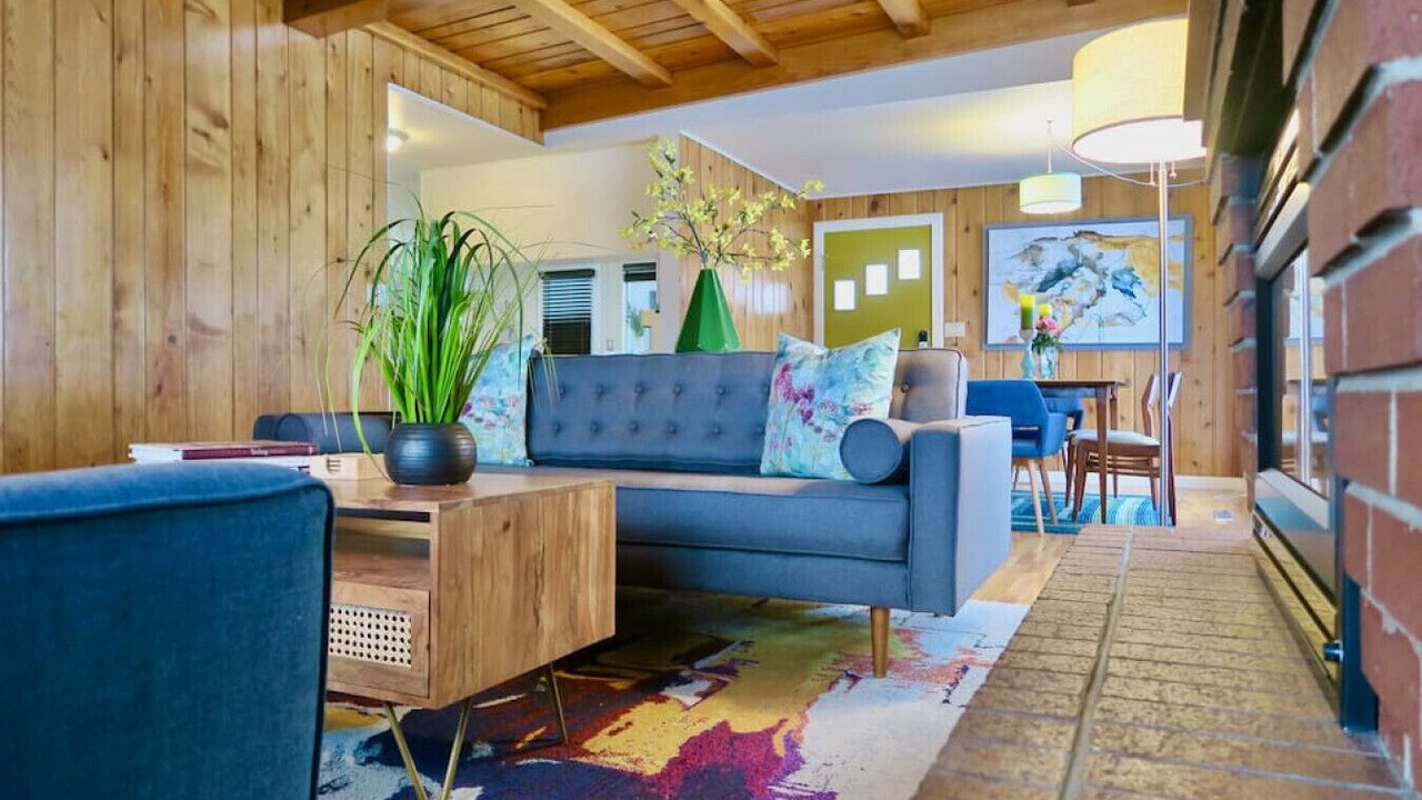 Photo of Livingroom in Tri-Cities