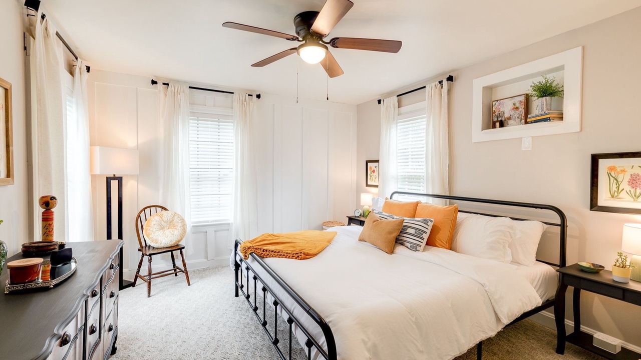 Photo of Bedroom in Laurel