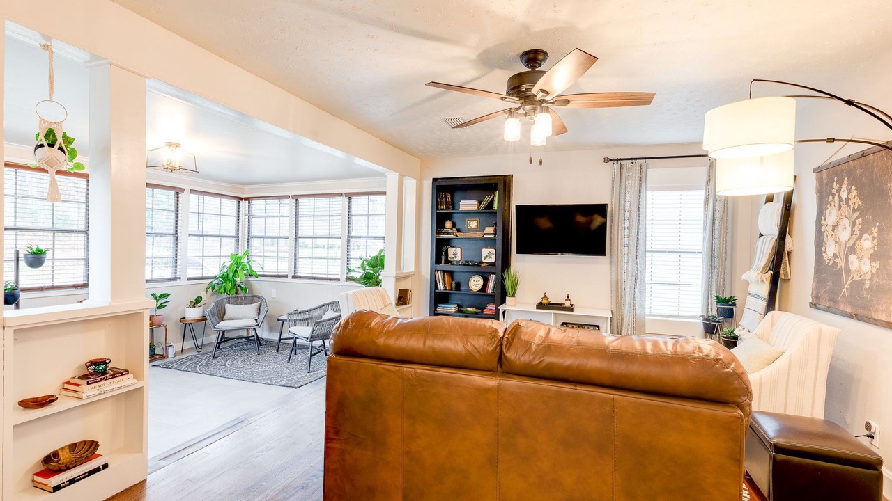 Photo of Livingroom in Laurel