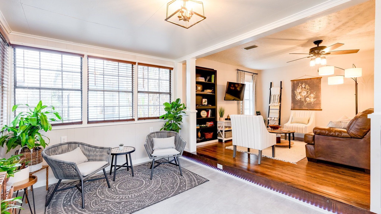Photo of Bedroom in Laurel