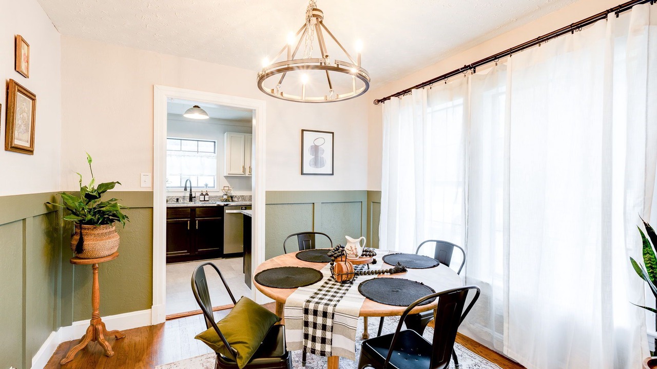 Photo of Livingroom in Laurel