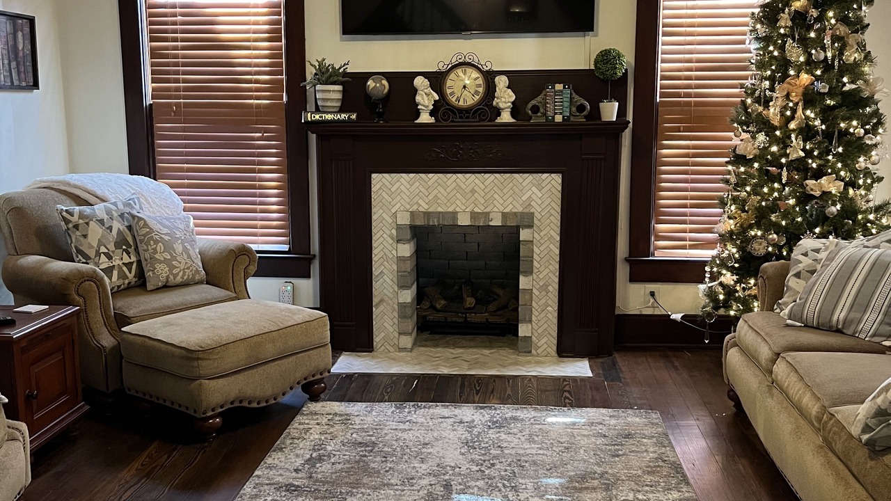 Photo of Livingroom in Harrison