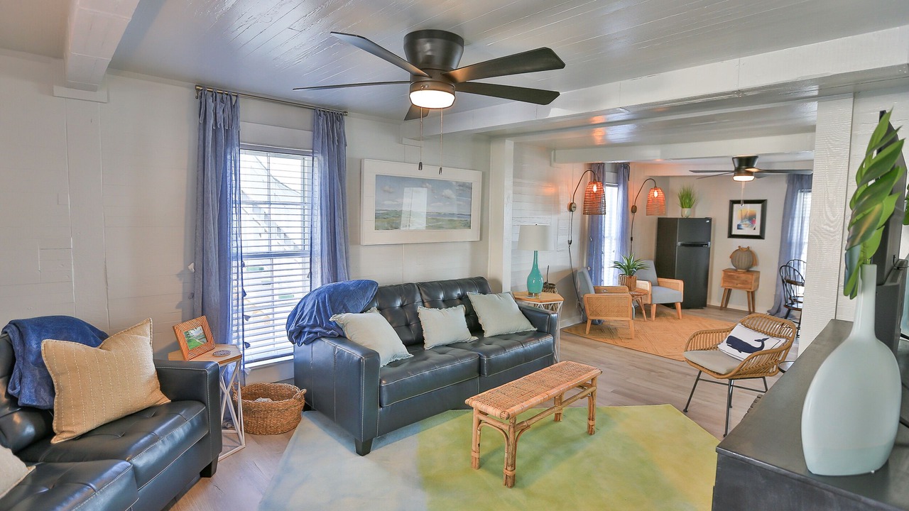 Photo of Livingroom in Swansboro