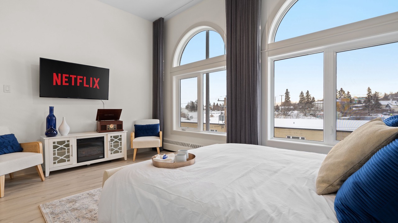 Photo of Bedroom in Inglewood