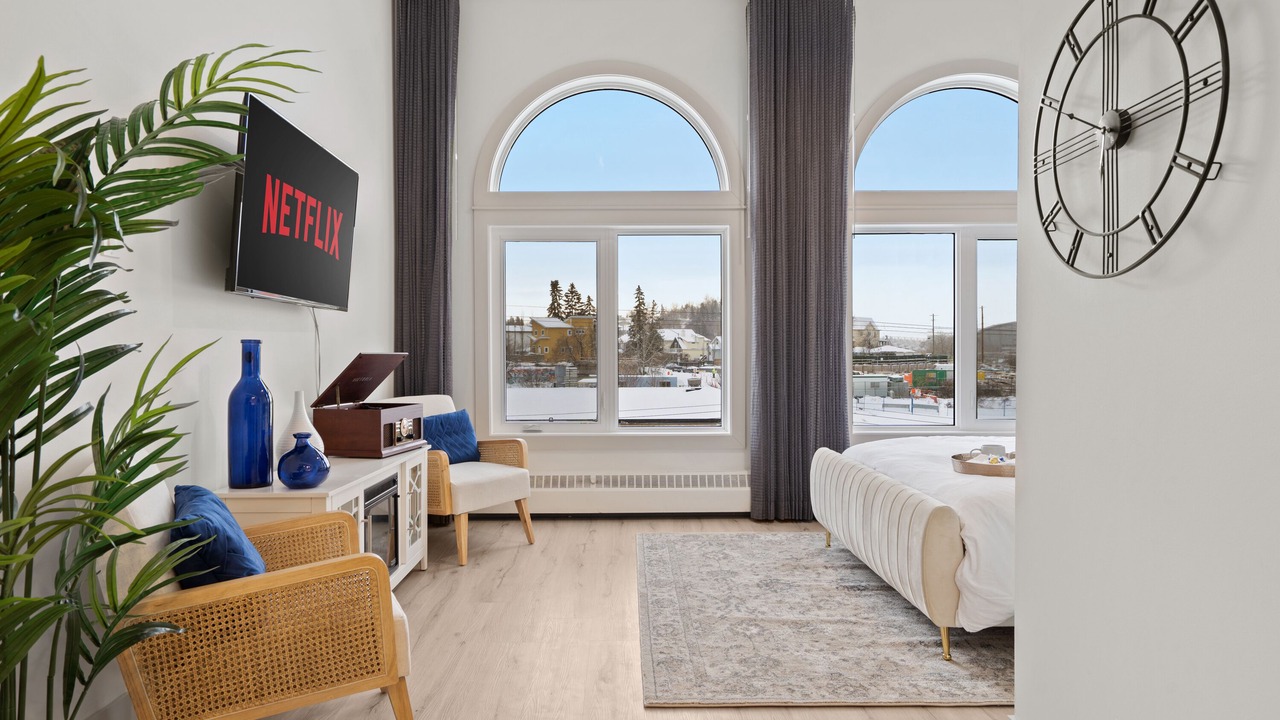 Photo of Bedroom in Inglewood