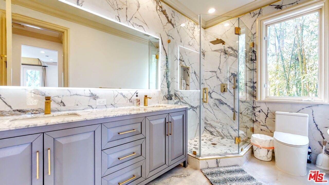 Photo of Bathroom in Sherman Oaks