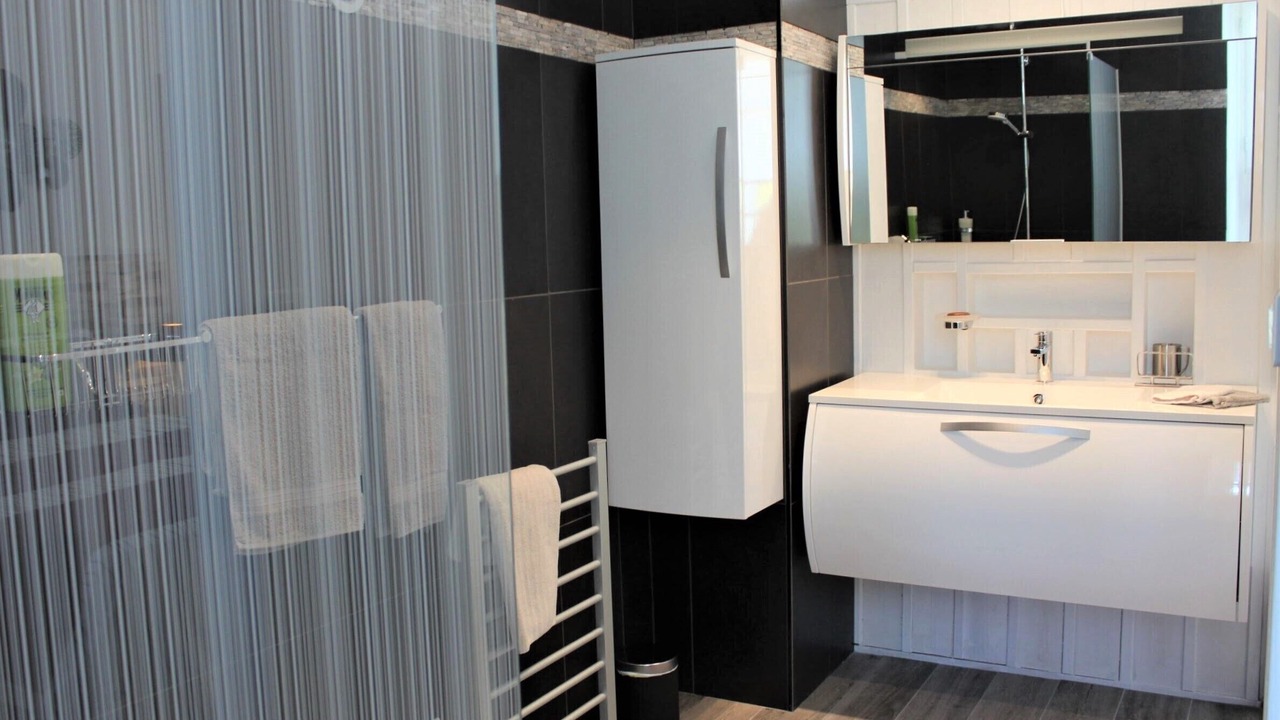Photo of Bathroom in Landreville
