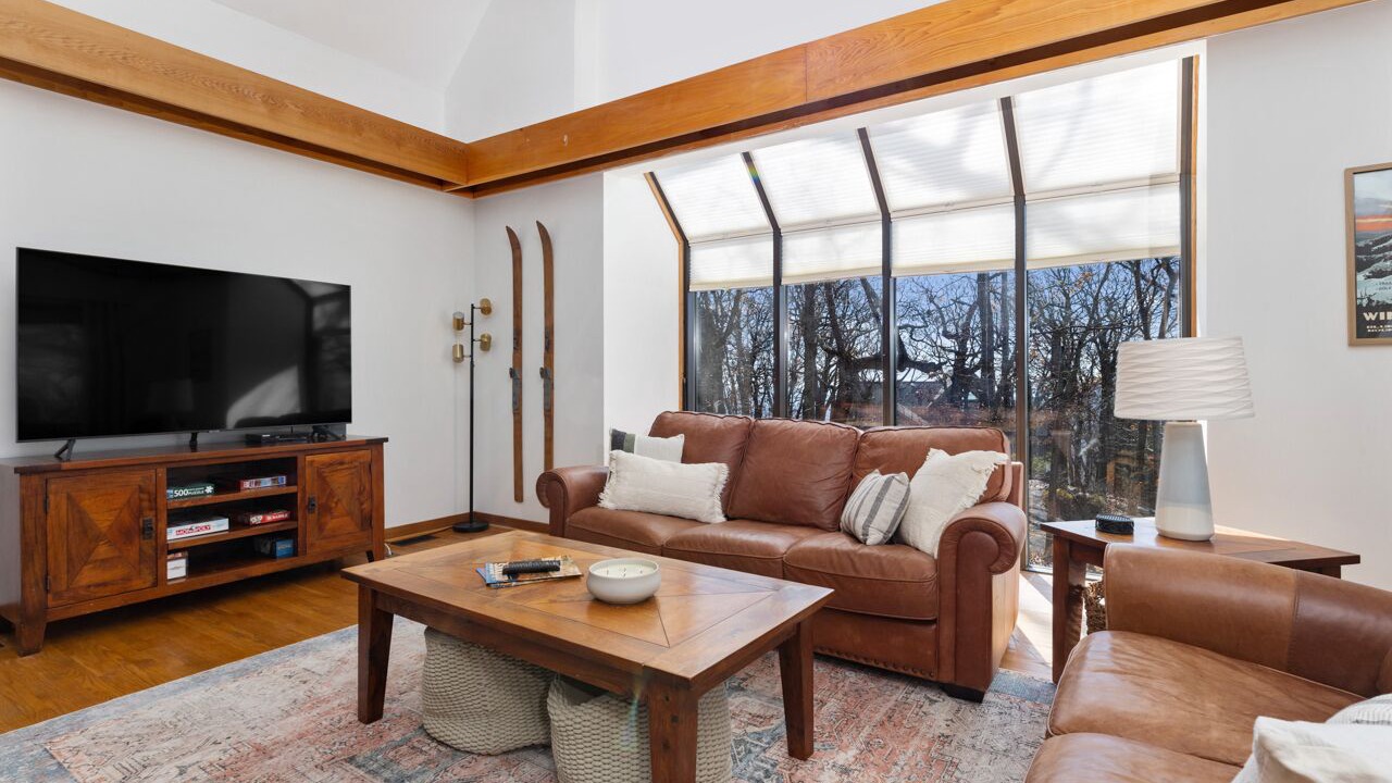 Photo of Livingroom in Wintergreen