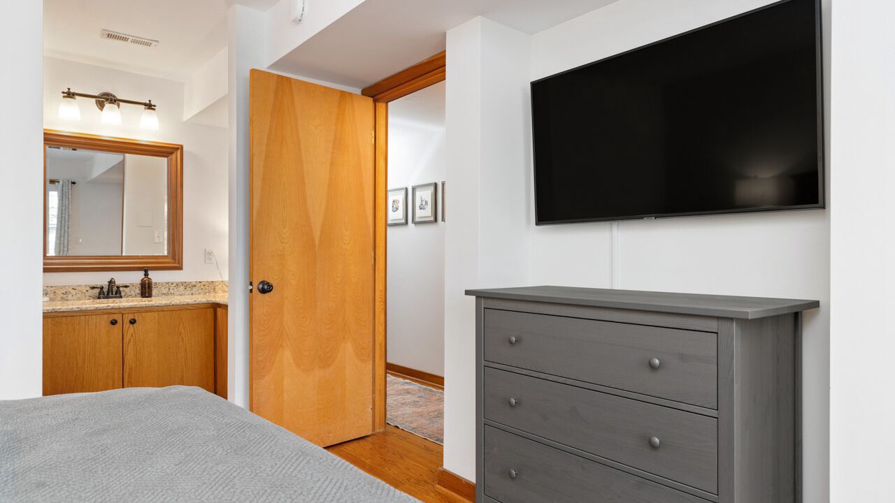 Photo of Bedroom in Wintergreen