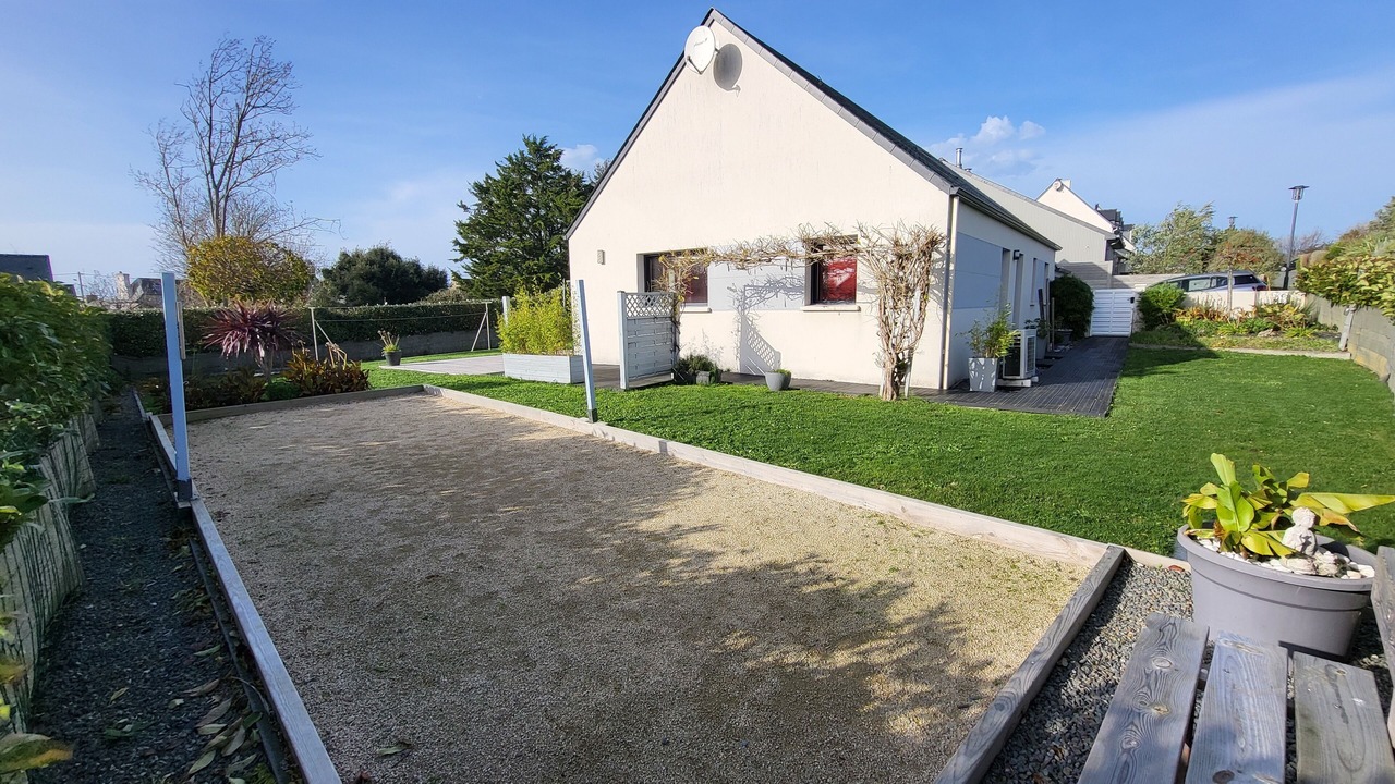 Photo of Outdoor in Saint-Coulomb