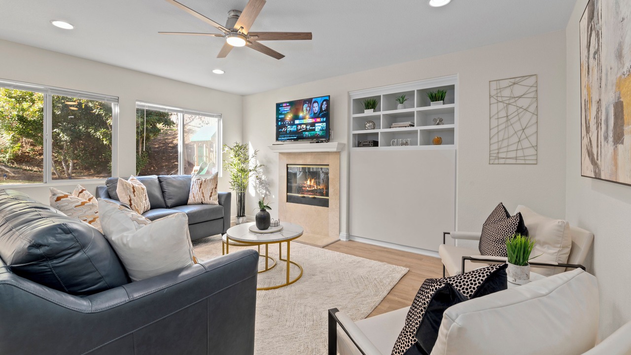 Photo of Bedroom in Lakeside