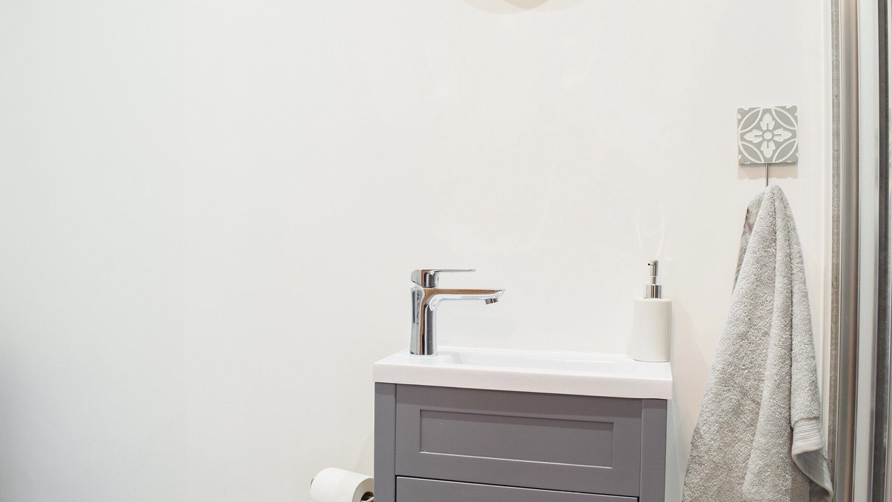 Photo of Bedroom in Willoughby