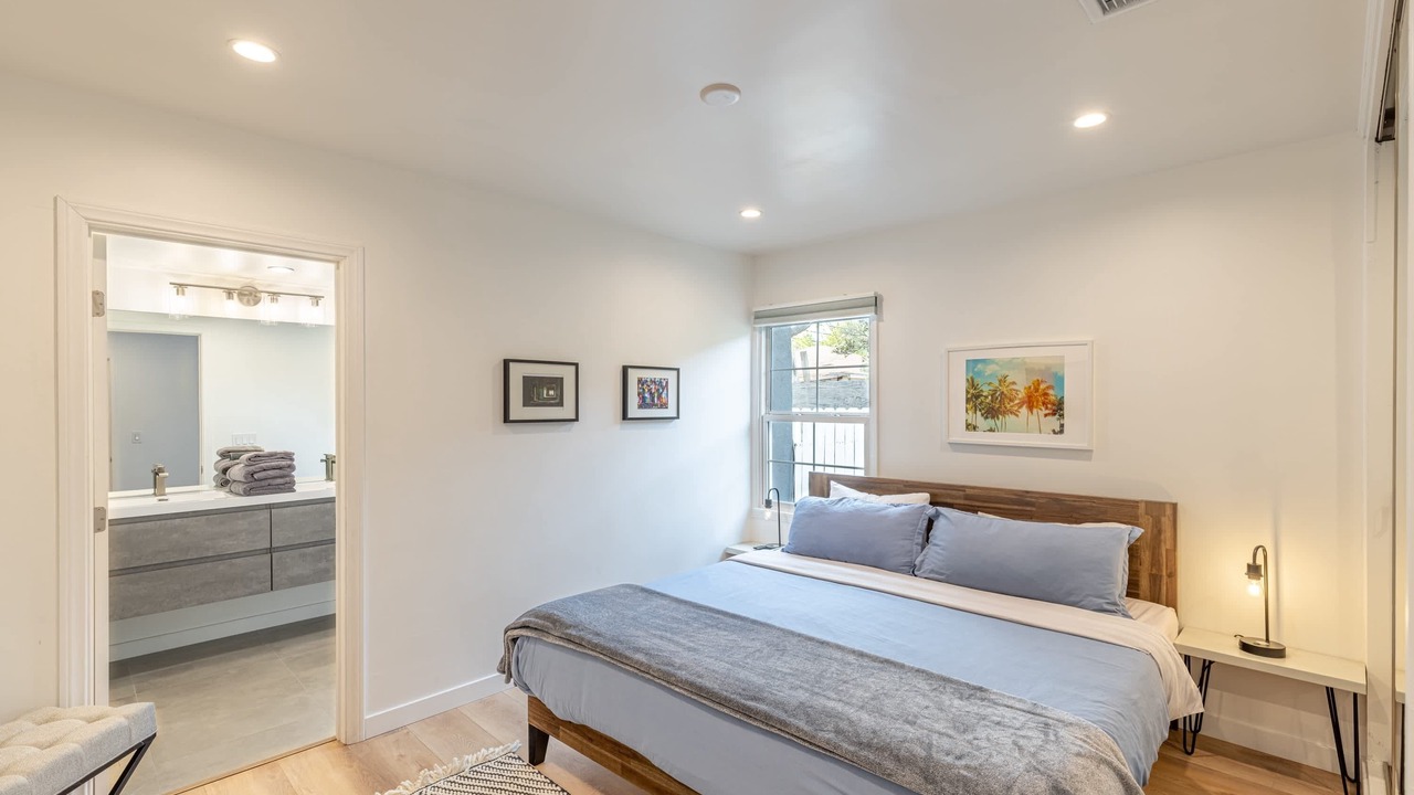 Photo of Bathroom in Encino