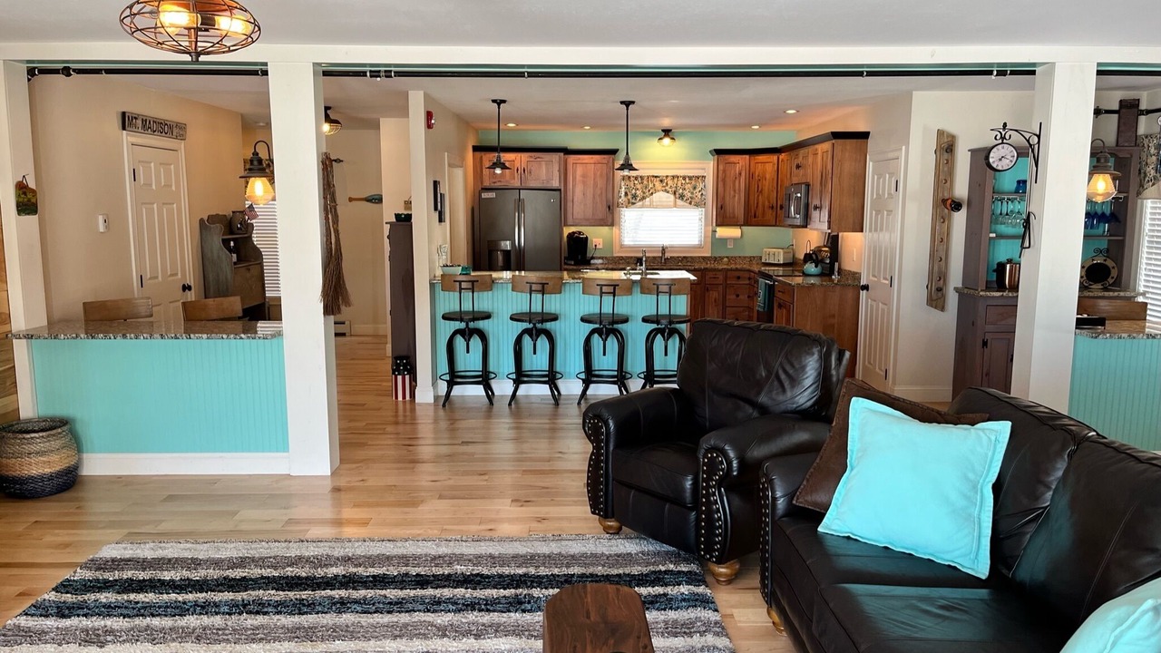 Photo of Livingroom in Silver Lake