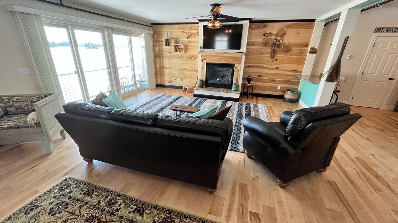 Photo of Livingroom in Silver Lake