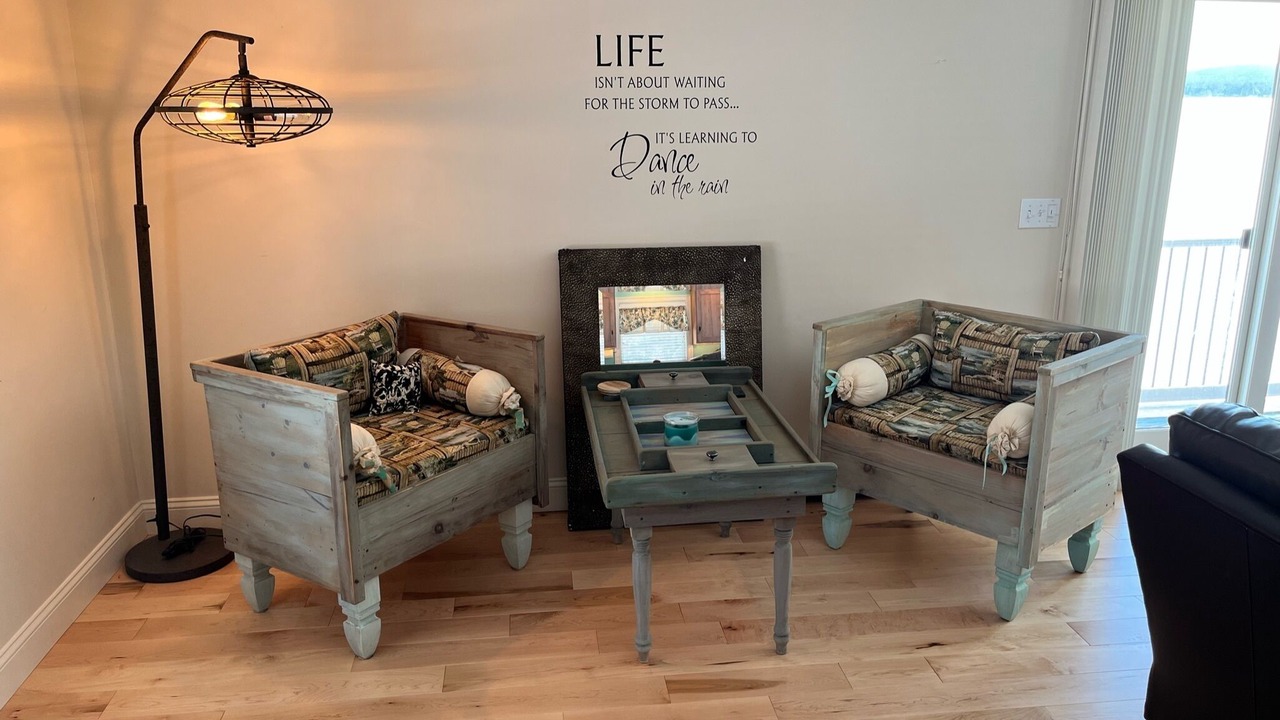 Photo of Livingroom in Silver Lake