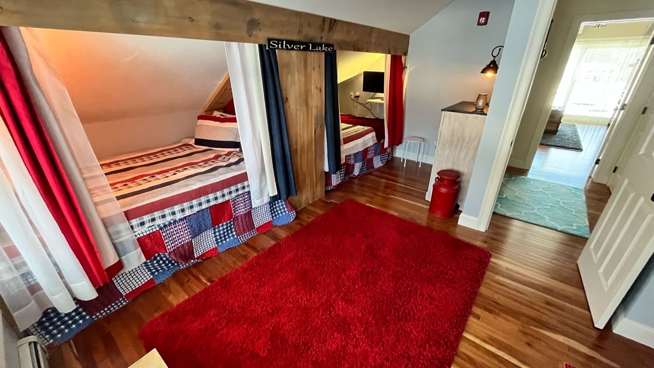 Photo of Bedroom in Silver Lake