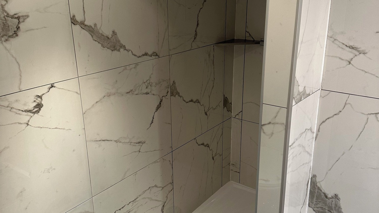 Photo of Bathroom in Centre