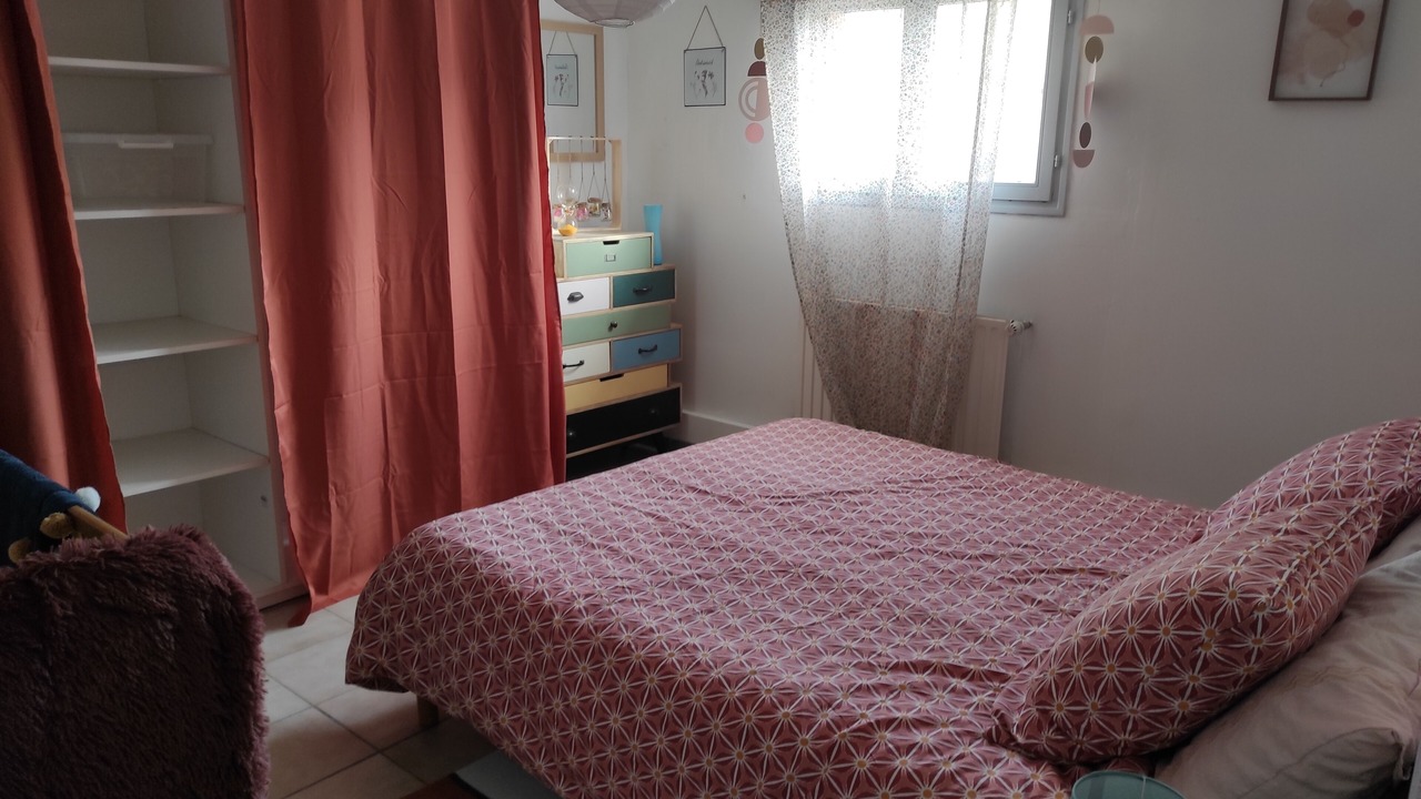 Photo of Bedroom in Oysonville