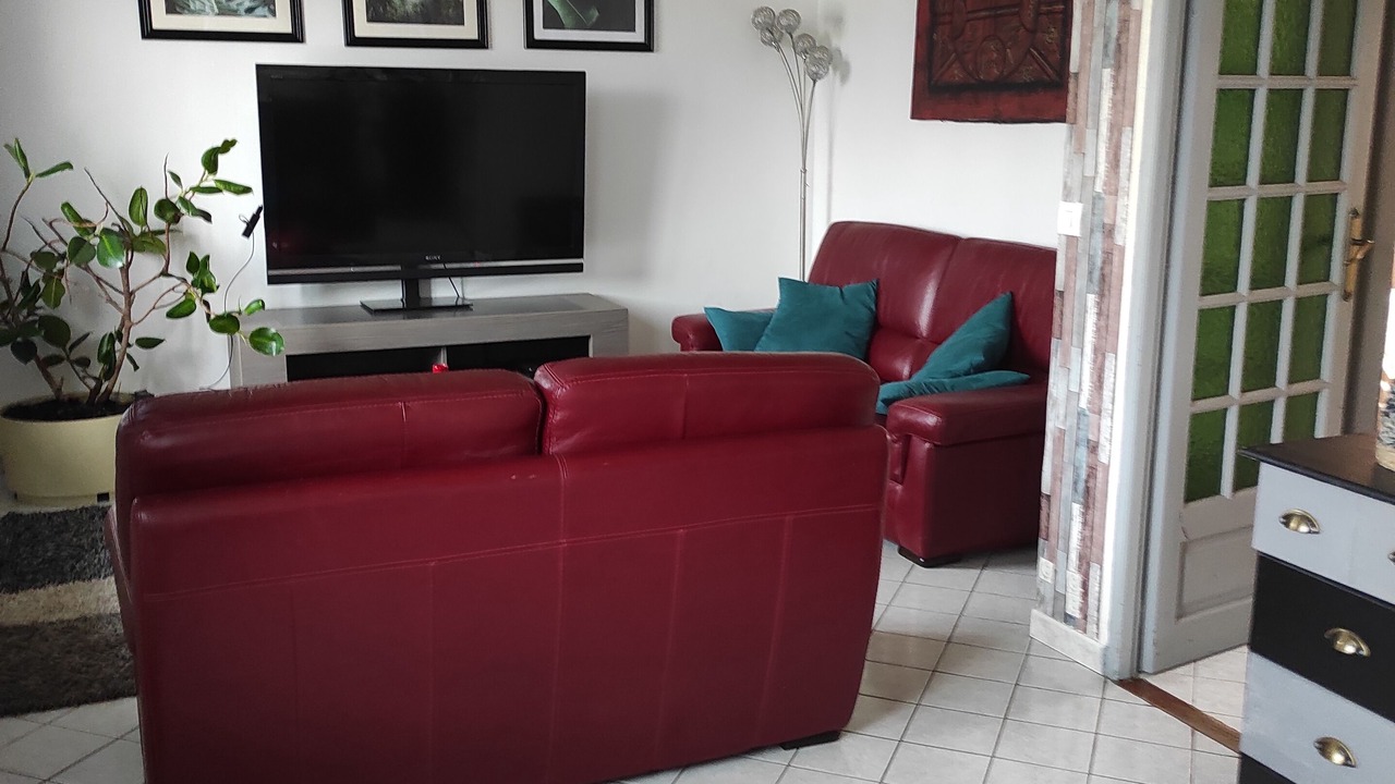 Photo of Livingroom in Oysonville