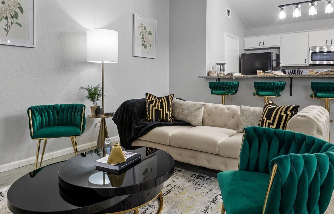 Photo of Livingroom in West Arlington