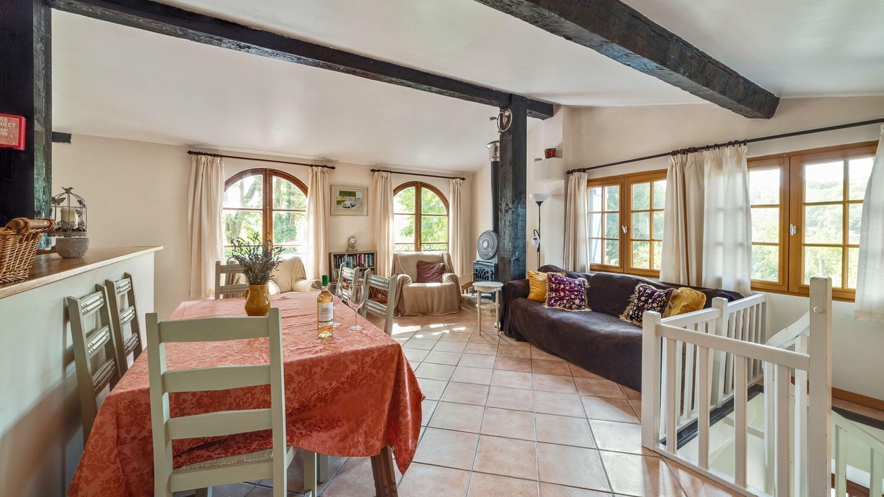 Photo of Livingroom in Touffailles