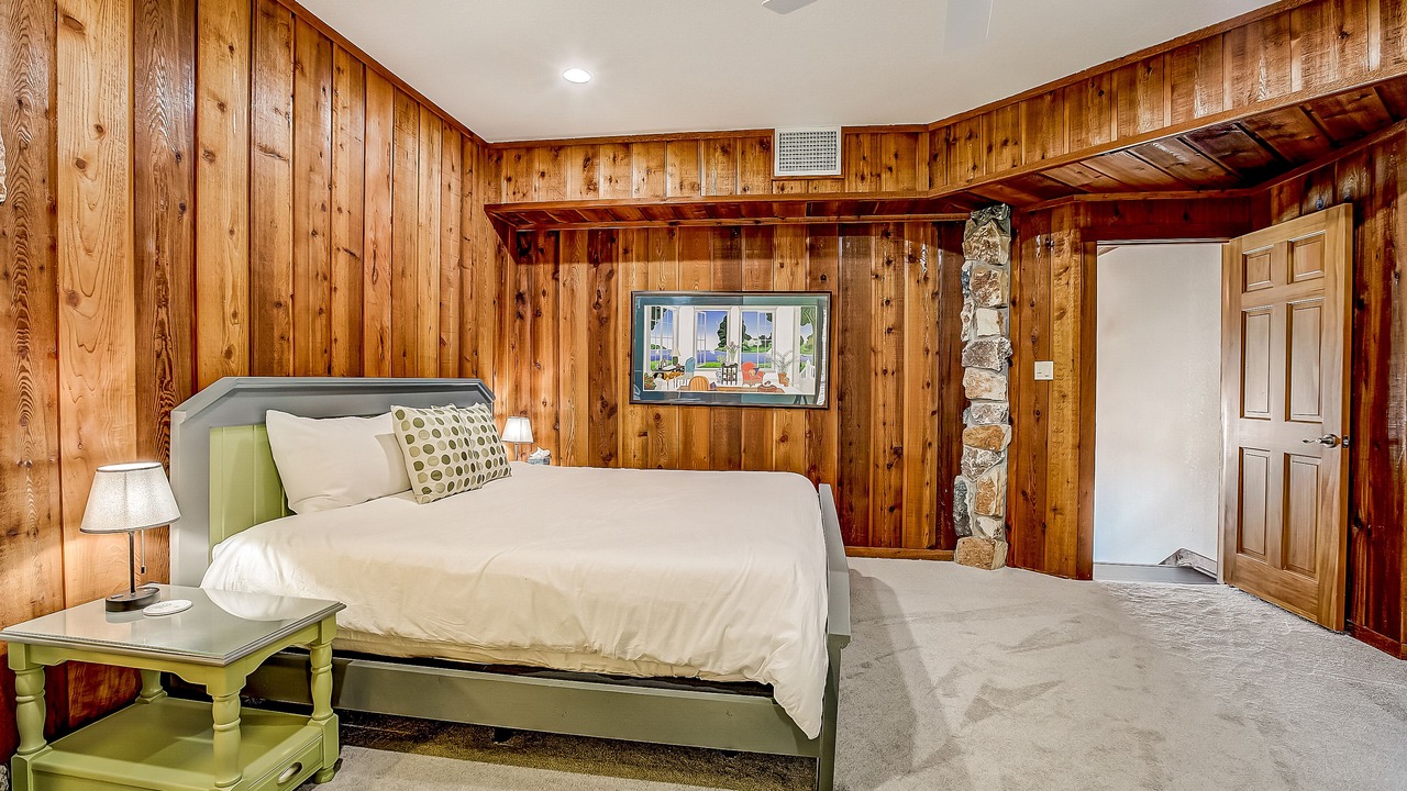 Photo of Bedroom in Spicewood