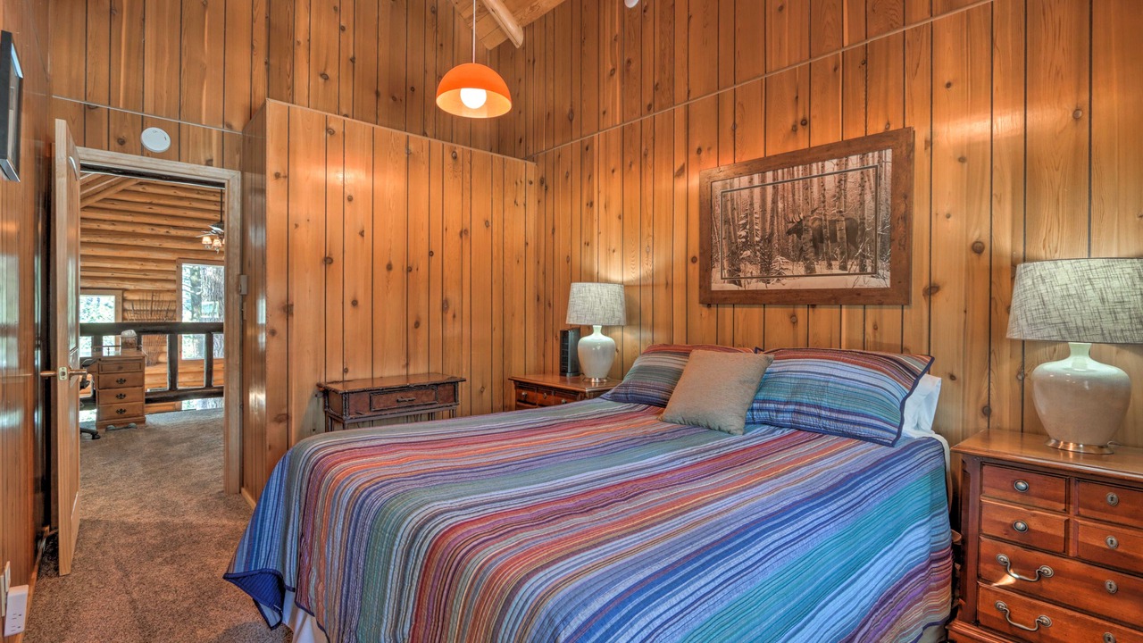 Photo of Bedroom in Cascade