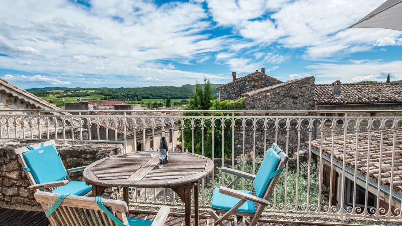 Photo of Patio Balcony in Saint-Laurent-de-Carnols