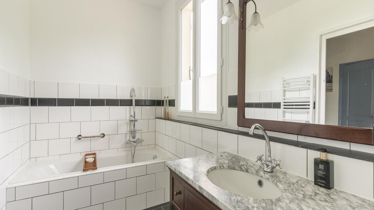 Photo of Bathroom in Cuzy