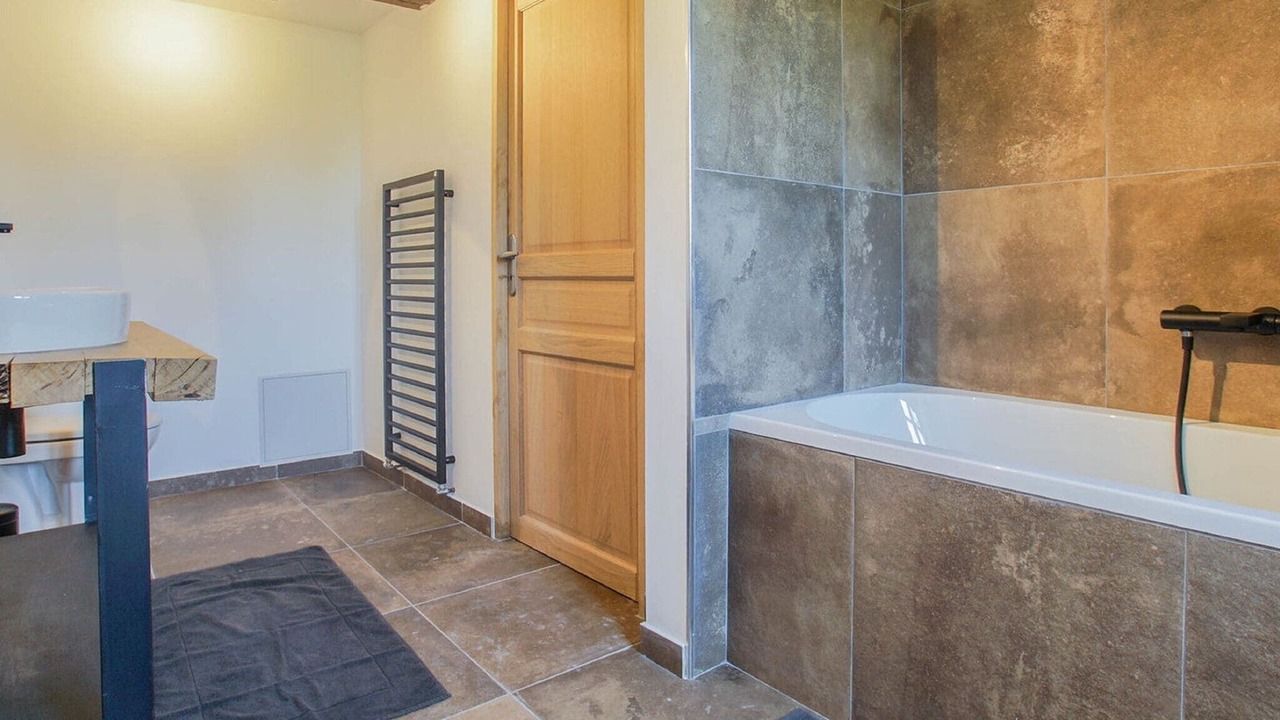 Photo of Bathroom in Peyrusse-Grande