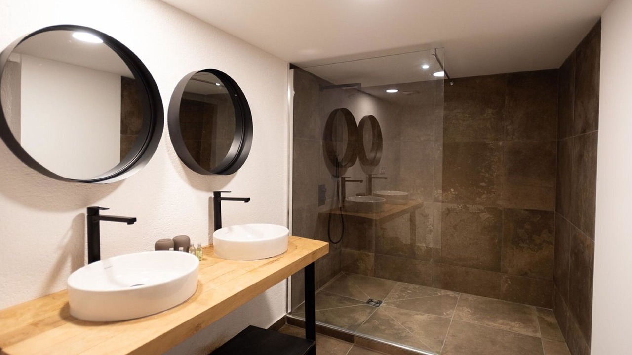 Photo of Bathroom in Peyrusse-Grande