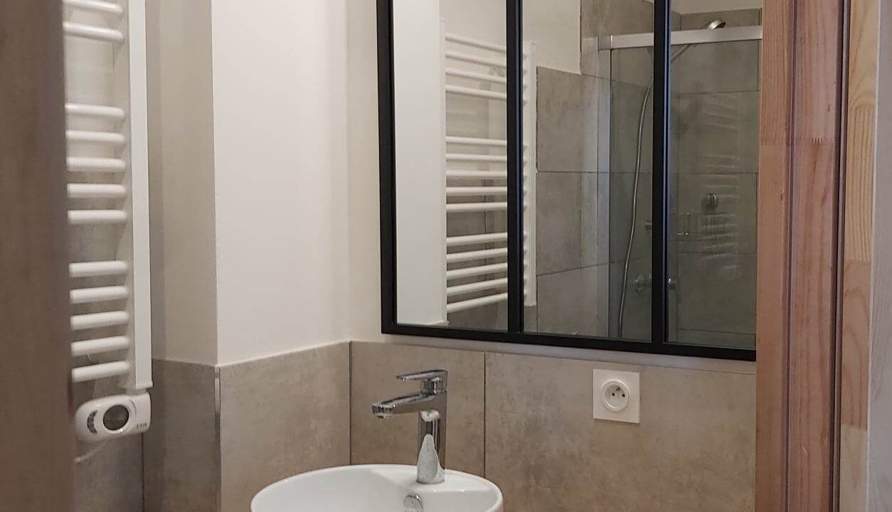Photo of Bathroom in Bourg-les-Valence