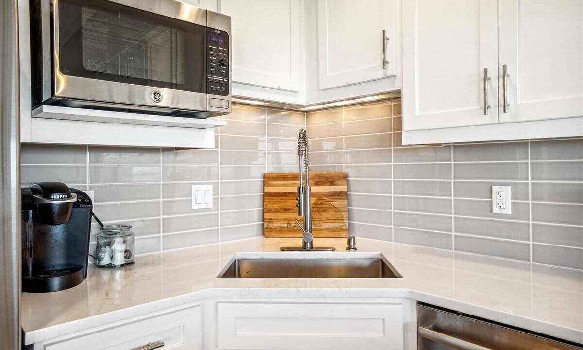 Photo of Others in Downtown Cannon Beach