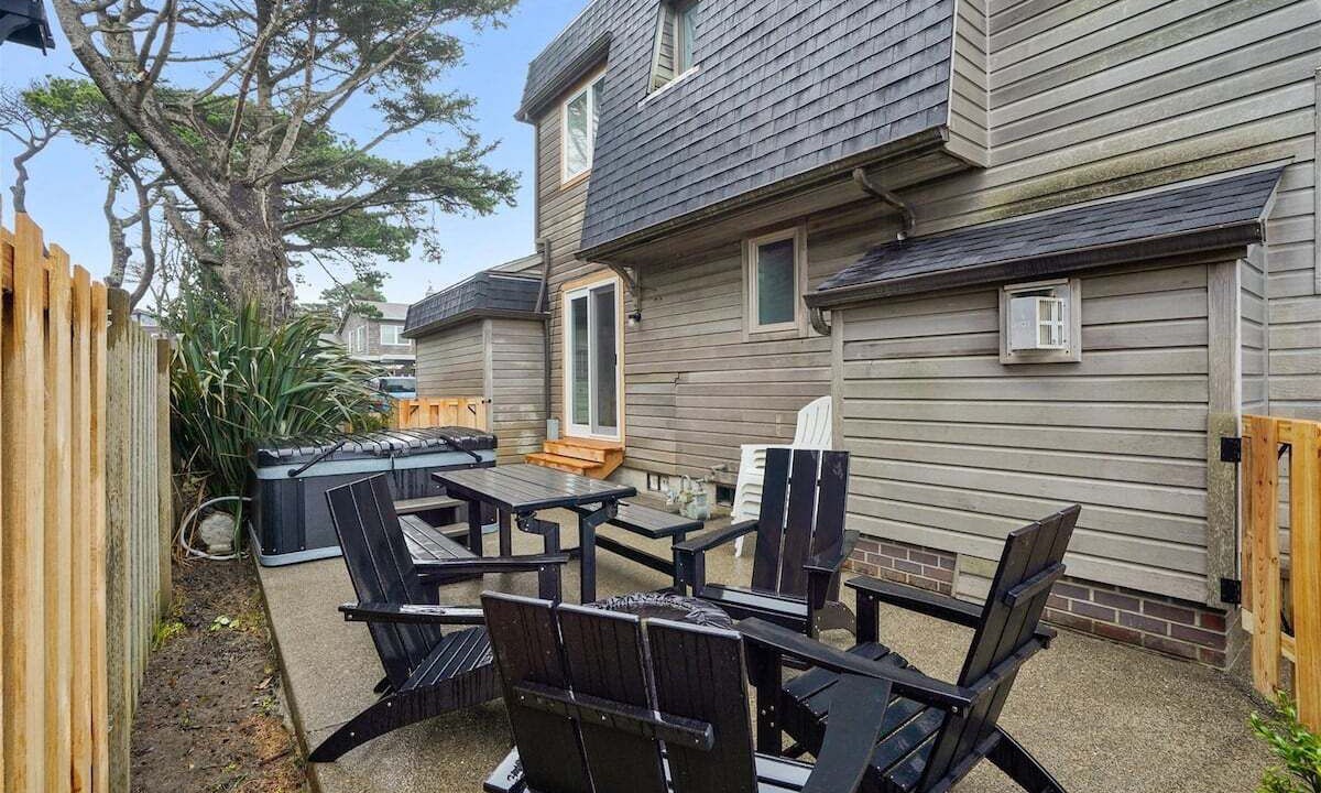 Photo of Outdoor in Downtown Cannon Beach