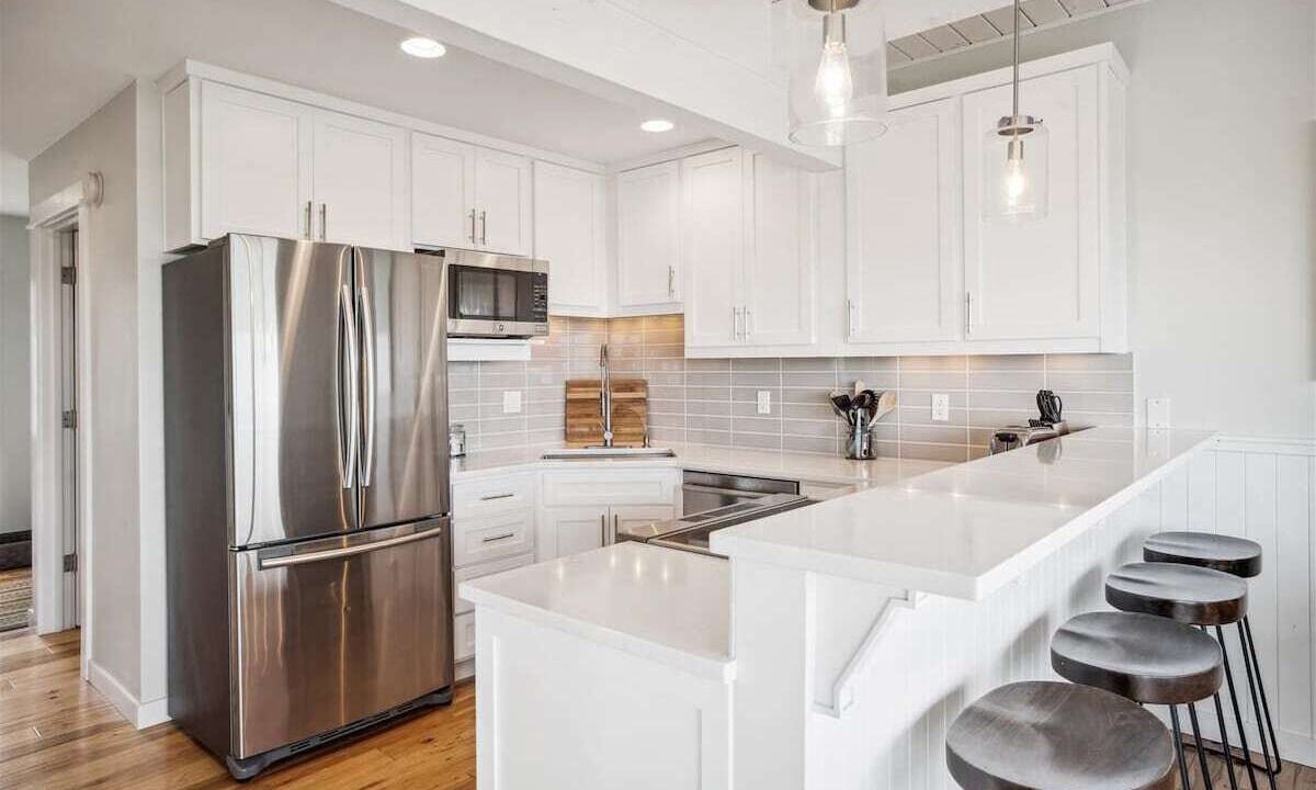 Photo of Others in Downtown Cannon Beach