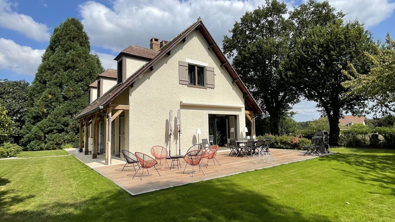 Photo of Outdoor in Le Mont-Saint-Adrien