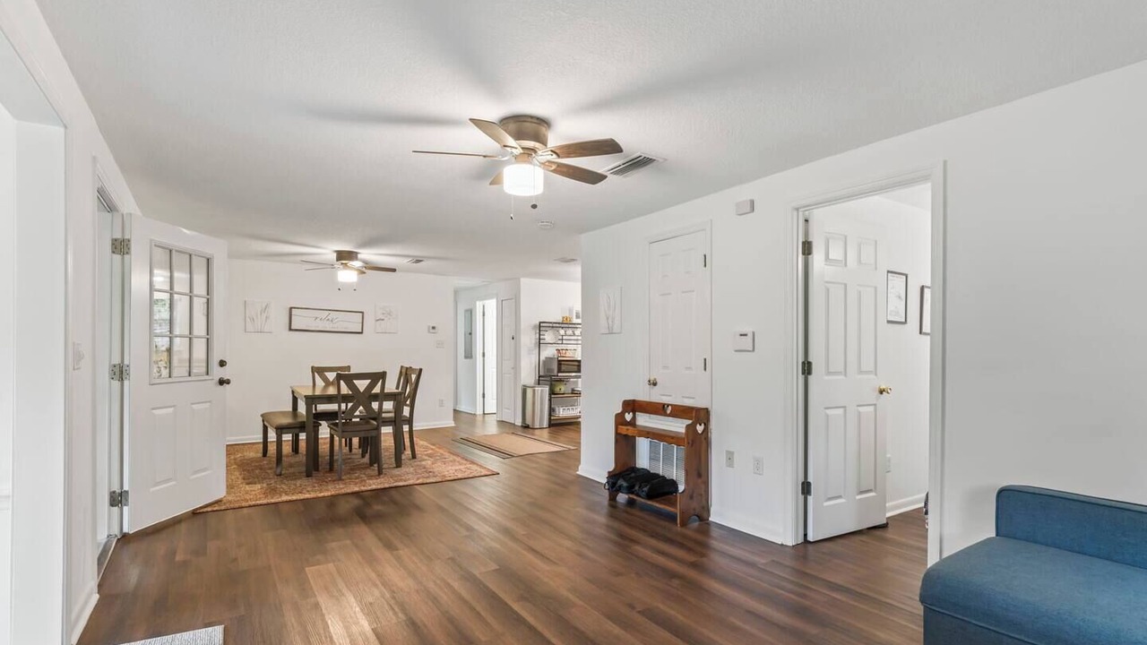 Photo of Others in Melrose