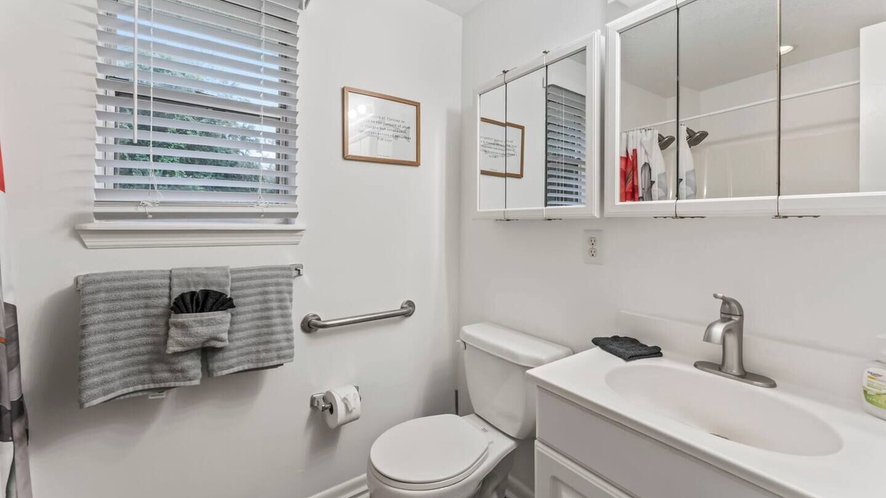 Photo of Bathroom in Melrose