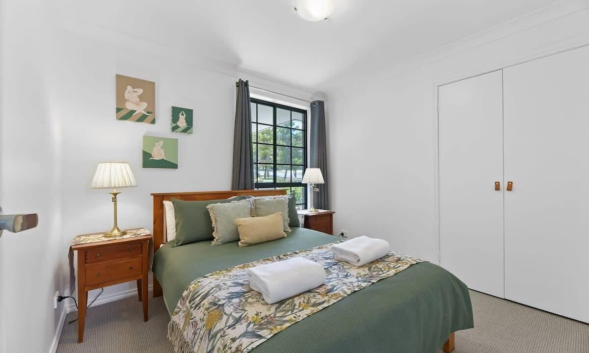 Photo of Bedroom in Bletchington