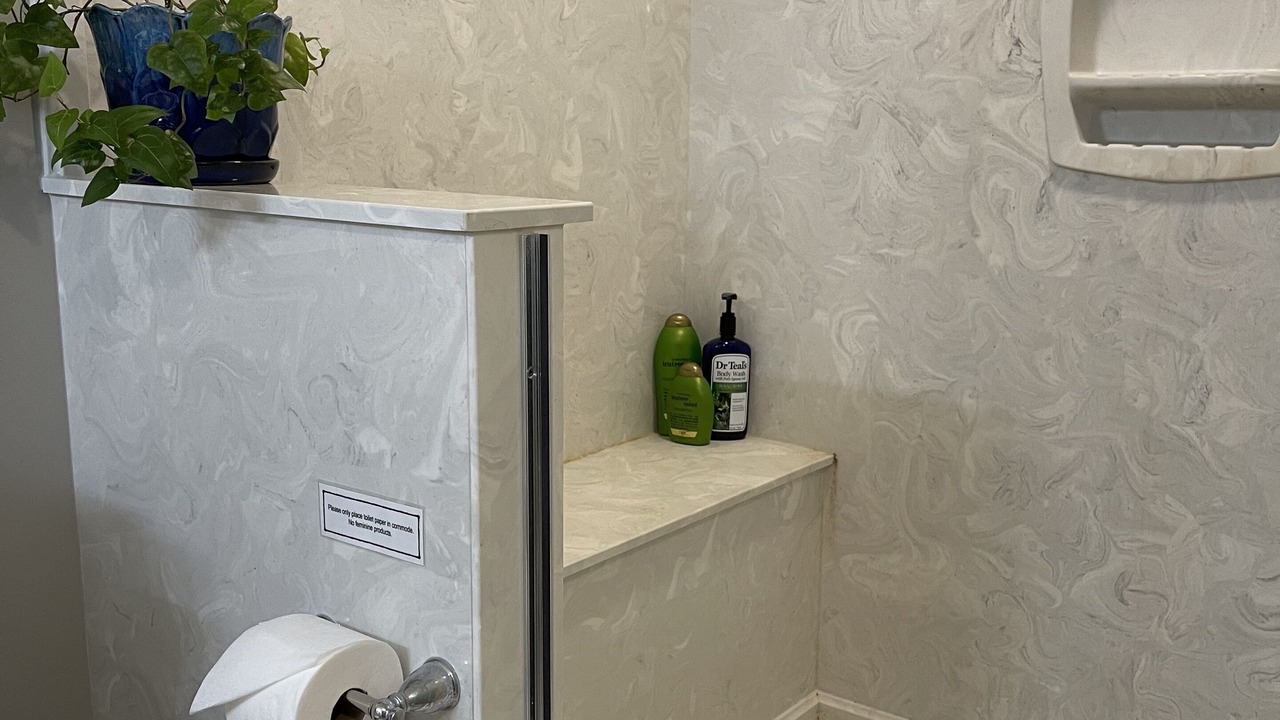 Photo of Bathroom in Shelbyville