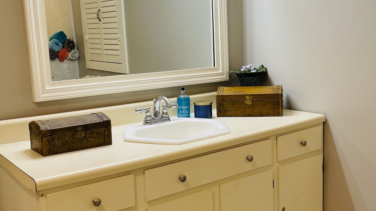 Photo of Bathroom in Shelbyville