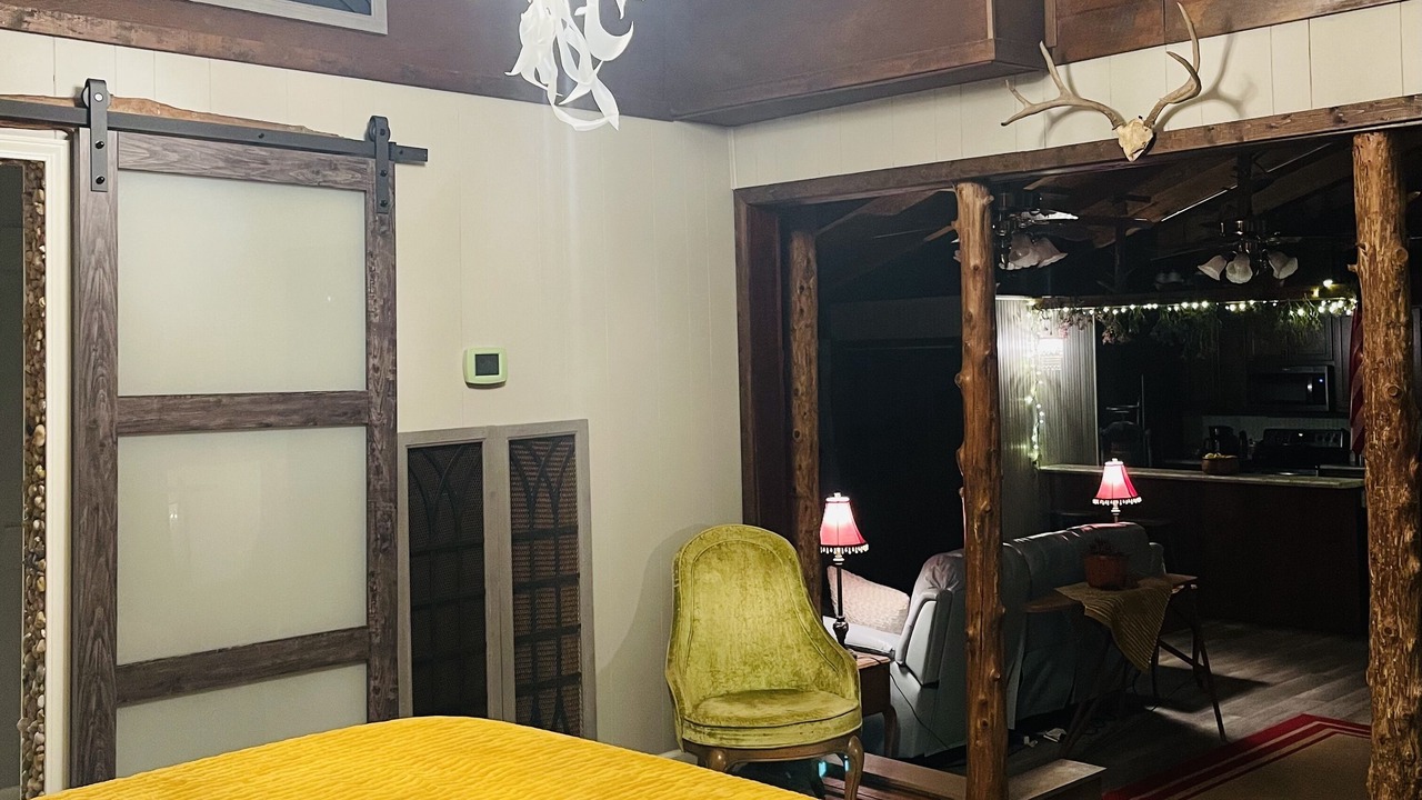 Photo of Bedroom in Shelbyville