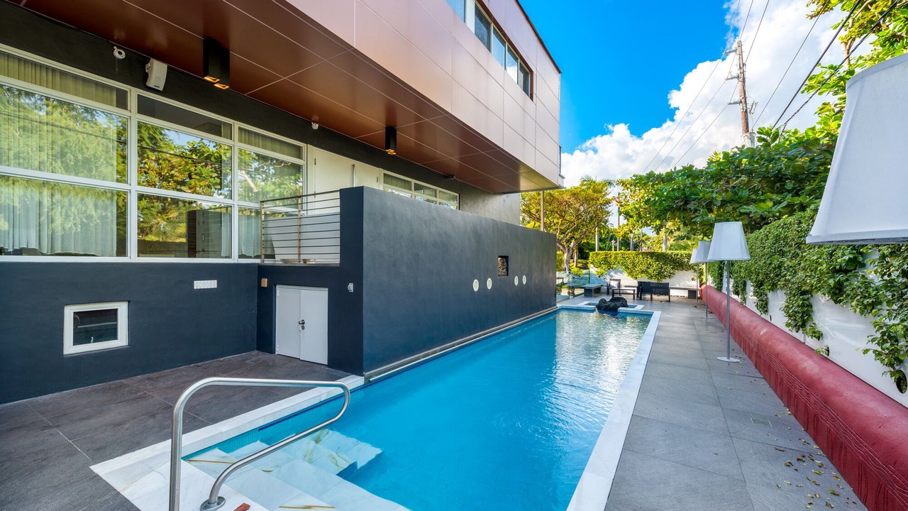 Photo of Outdoor in Northeast Coconut Grove