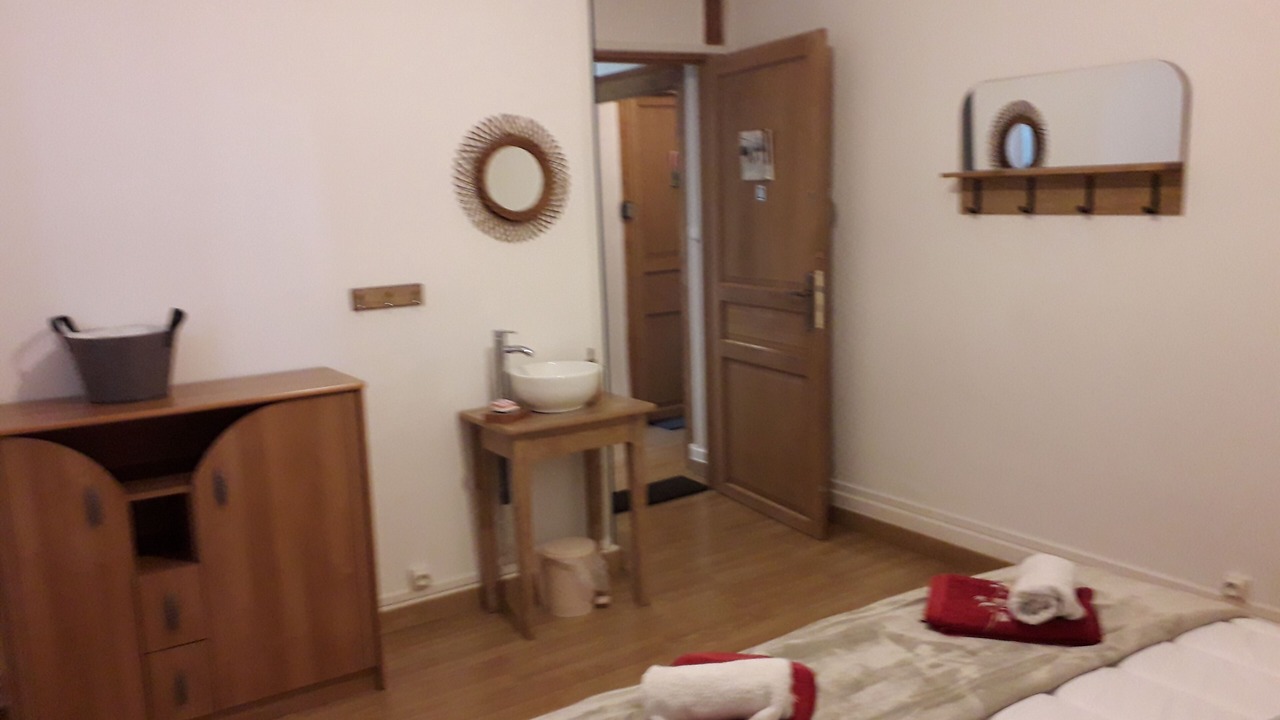 Photo of Bedroom in Limanton