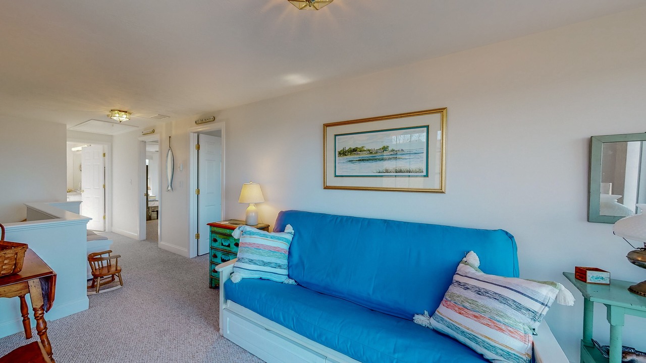 Photo of Livingroom in Barnstable