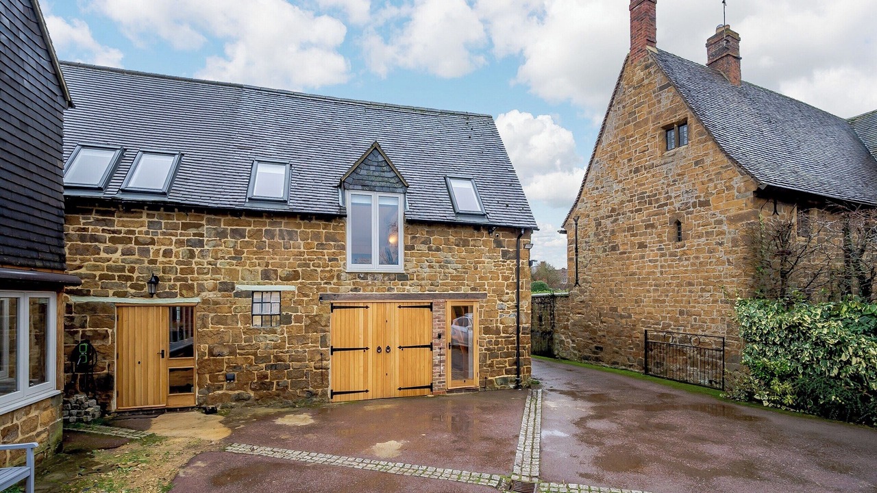 Photo of Outdoor in Fenny Compton