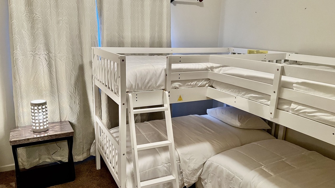 Photo of Bedroom in Aloha